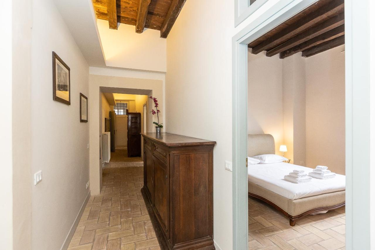 Rome Historical Apartment - Arco Dei Banchi Kültér fotó