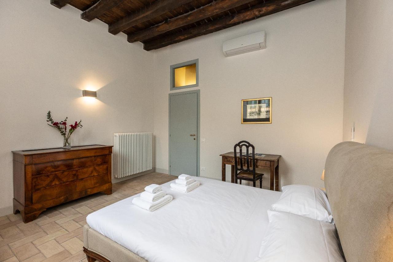 Rome Historical Apartment - Arco Dei Banchi Kültér fotó