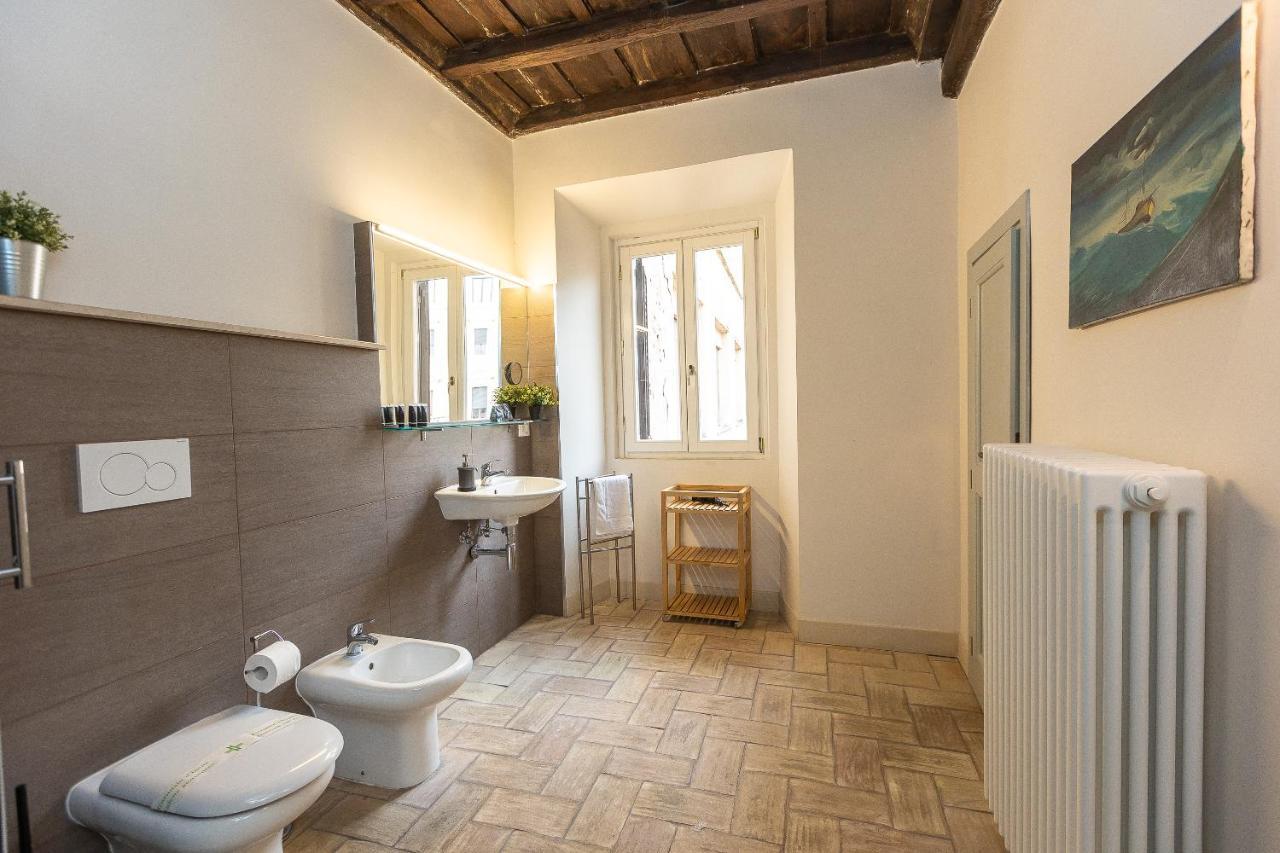 Rome Historical Apartment - Arco Dei Banchi Kültér fotó