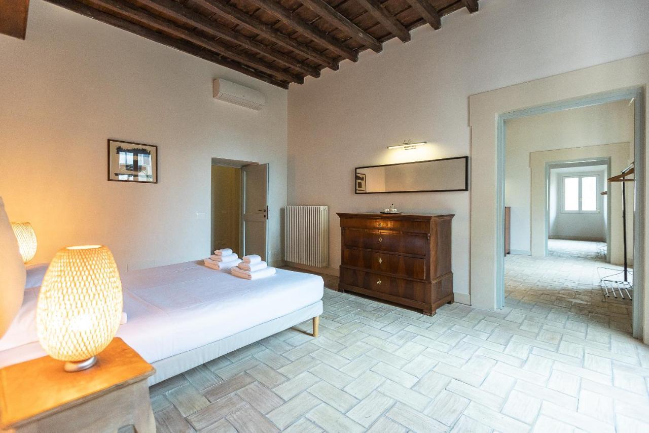 Rome Historical Apartment - Arco Dei Banchi Kültér fotó